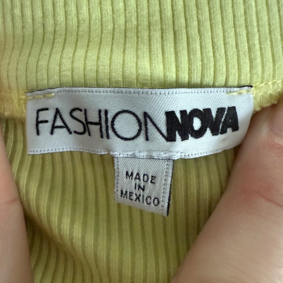 🍋 Fashion Nova Collared Snatched Top | Citron | Size L (Fits XS) | Compression - Picture 8 of 9